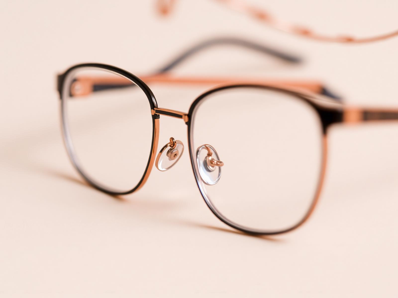 Nowoczesne oprawki okularowe w salonie PROOPTICA